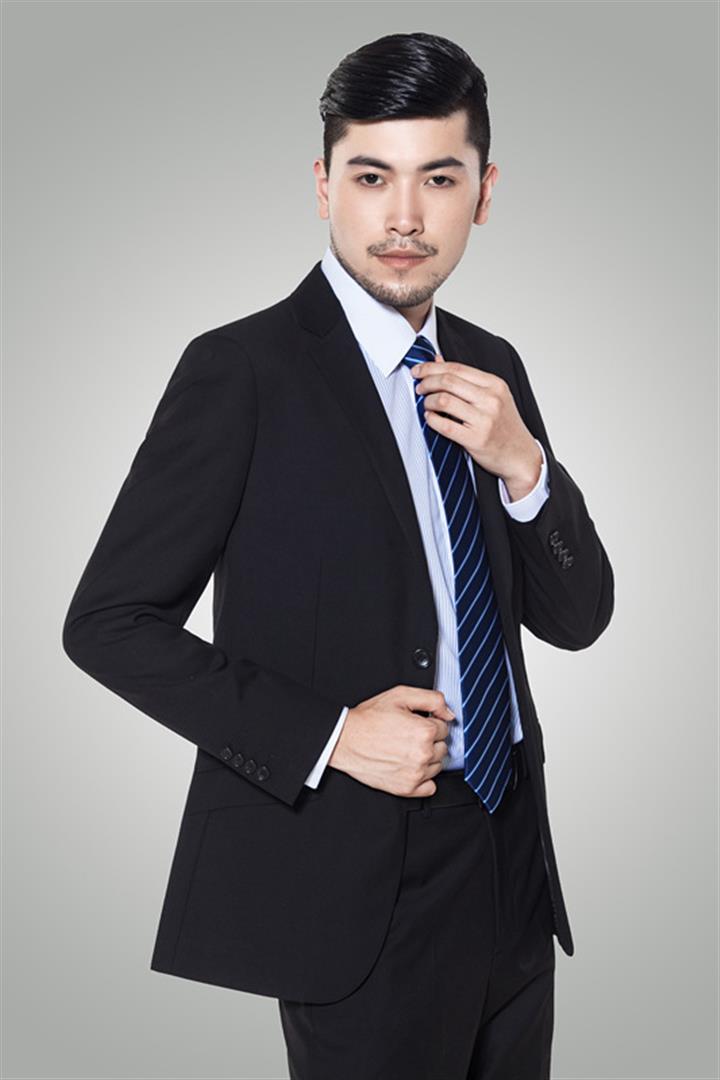 屈女士